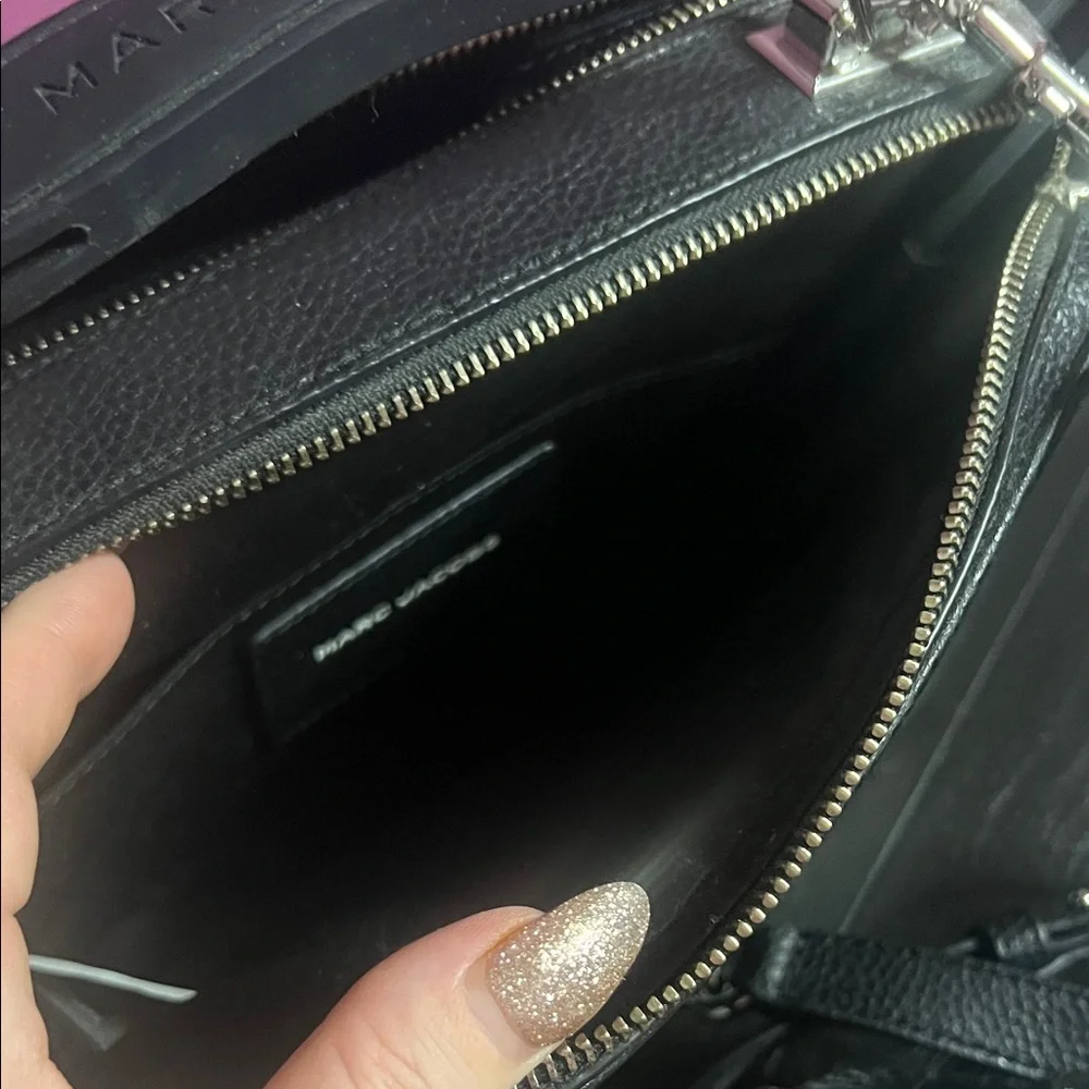 Marc Jacobs Black Crossbody Bag - Picture 7 of 9